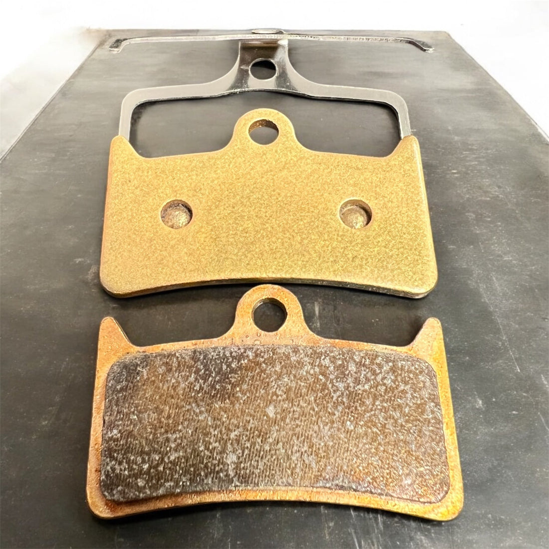 The Evolution of Brake Pad Technology: From Early Designs to High-Performance Innovation